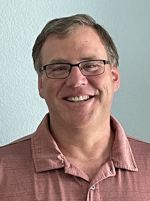 Dan Torbet - Headshot