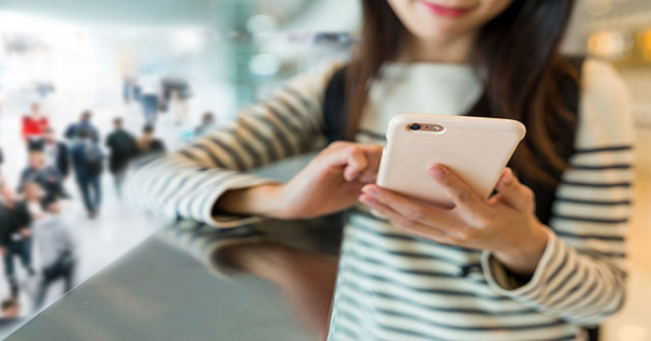 mobile_phone_end_user_Wi-Fi_7_blog_Tuofu